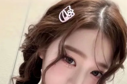 洗白白等我来网红白冰约会女粉丝聊天内容遭前同事曝光